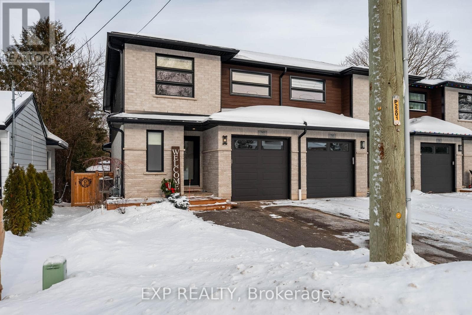 745 WATERLOO STREET — Wellington North (Mount Forest), Ontario - Main photo