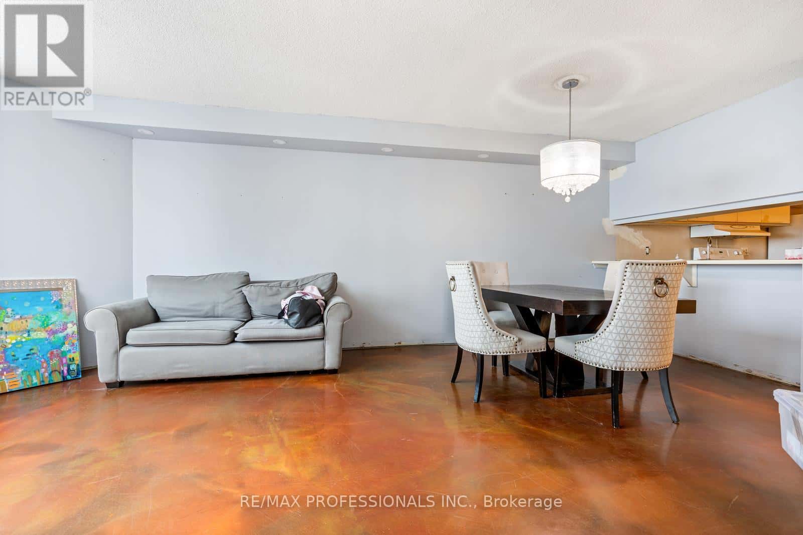 1210 - 234 ALBION ROAD — Toronto (Elms-Old Rexdale) - Photo 5 of 22