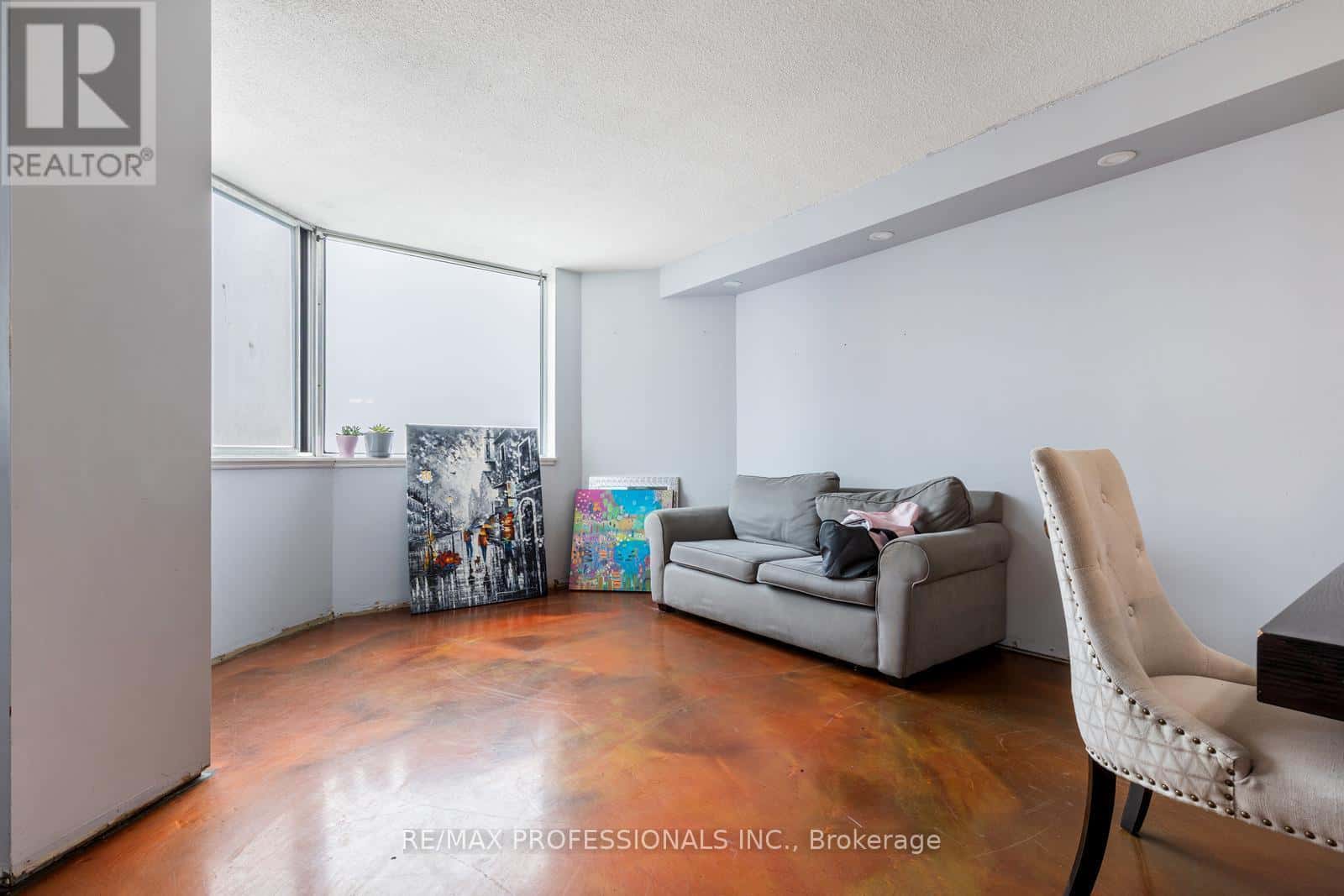 1210 - 234 ALBION ROAD — Toronto (Elms-Old Rexdale) - Photo 4 of 22