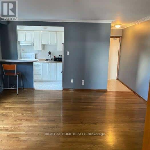 2 - 115 EIGHTH STREET — Toronto (New Toronto) - Photo 5 of 9