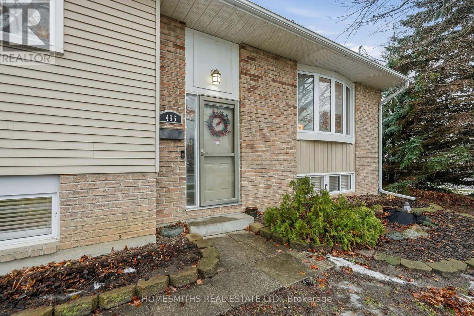 495 EWING STREET — Cobourg, Ontario - Photo 3 of 38