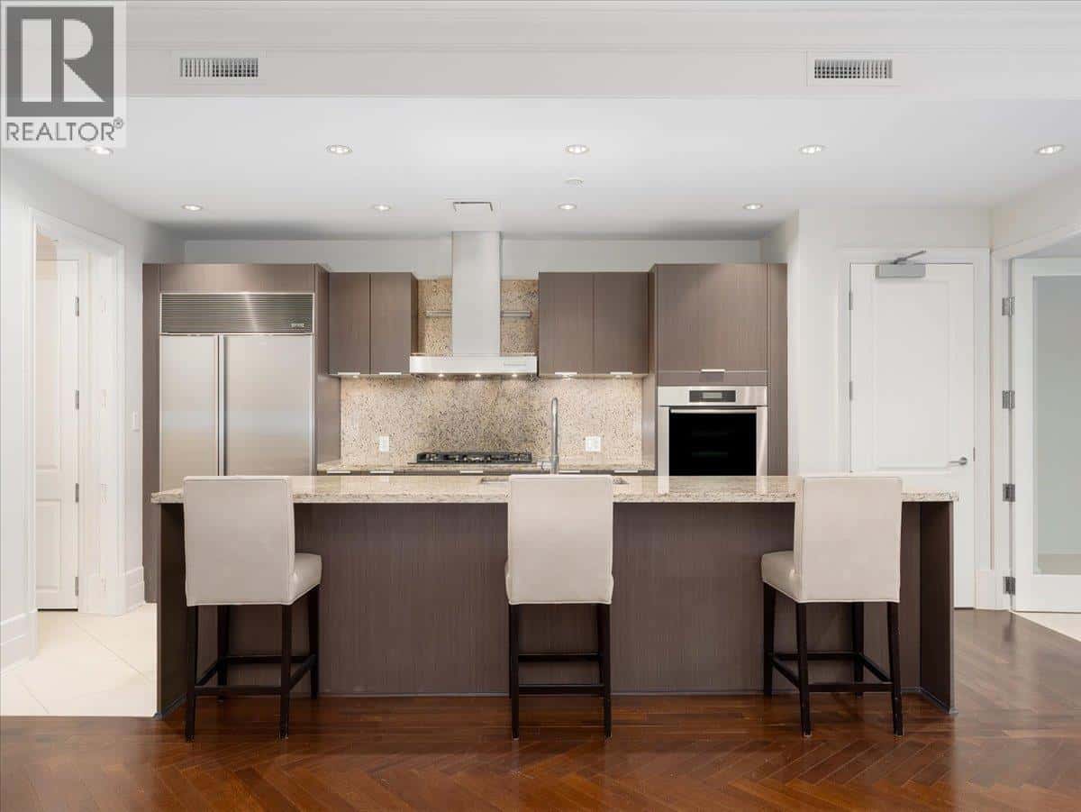 401 508 WATERS EDGE CRESCENT — West Vancouver, British Columbia - Photo 4 of 19