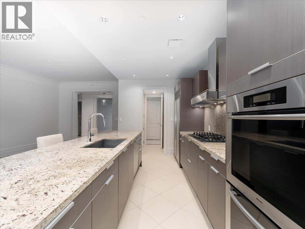 401 508 WATERS EDGE CRESCENT — West Vancouver, British Columbia - Photo 5 of 19