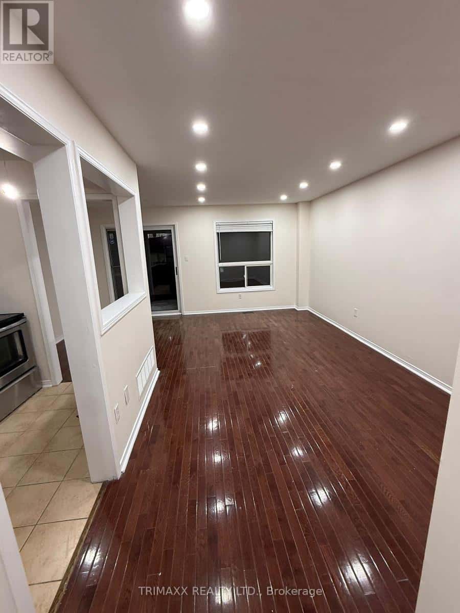 Brampton (Brampton North) — Brampton (Brampton North) - Photo 4 of 15