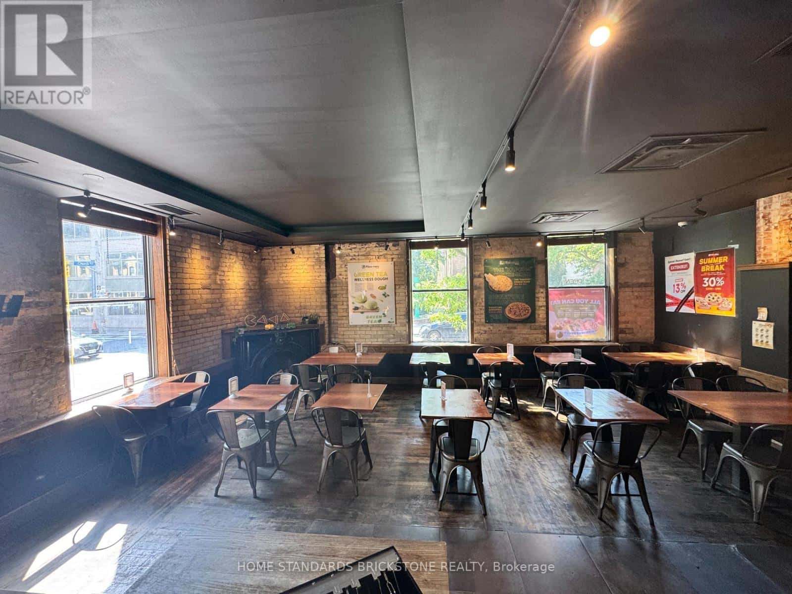 100 - 66 GERRARD STREET E — Toronto (Church-Yonge Corridor) - Photo 5 of 19