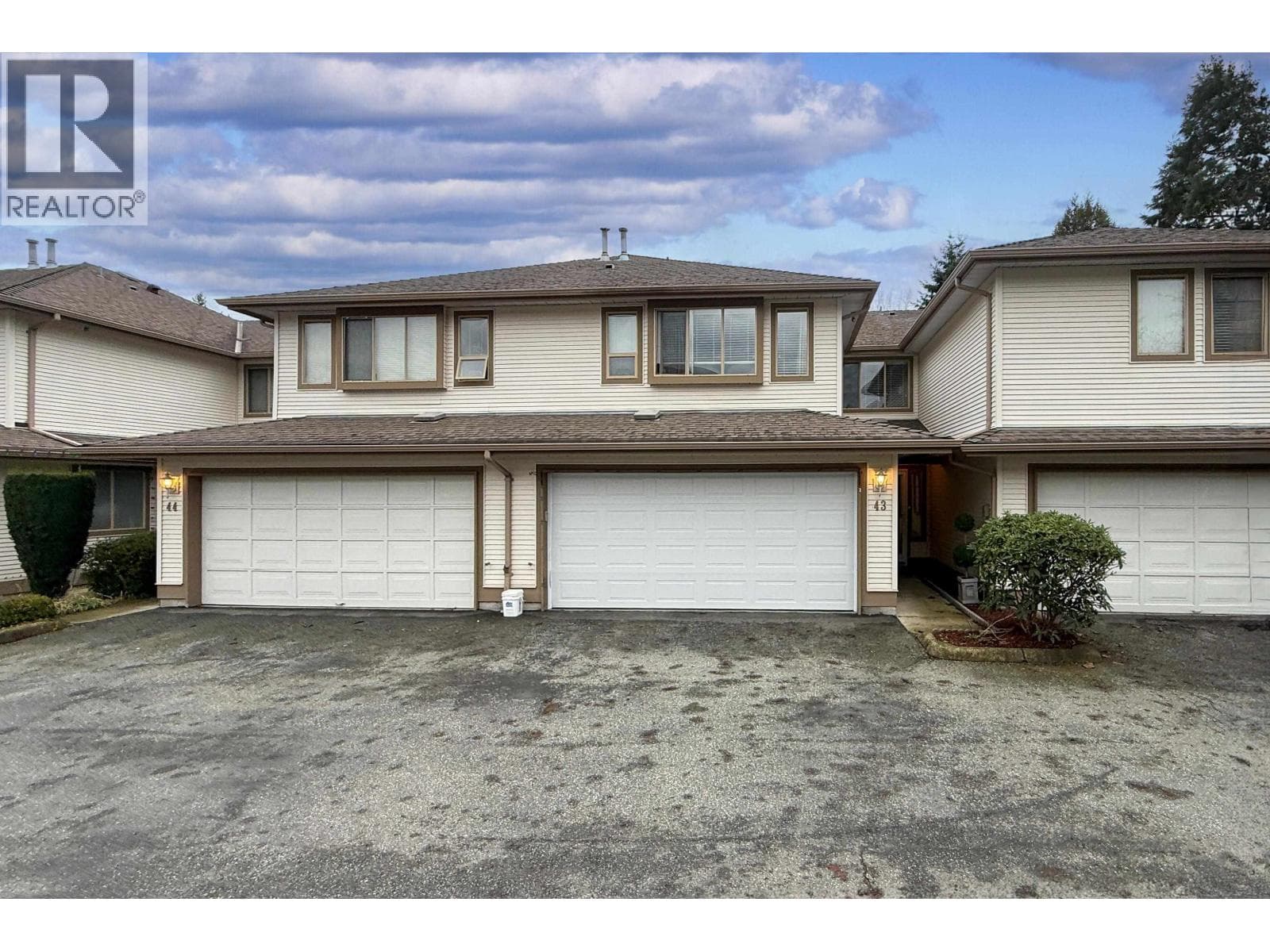 43 22280 124 AVENUE — Maple Ridge, British Columbia - Main photo