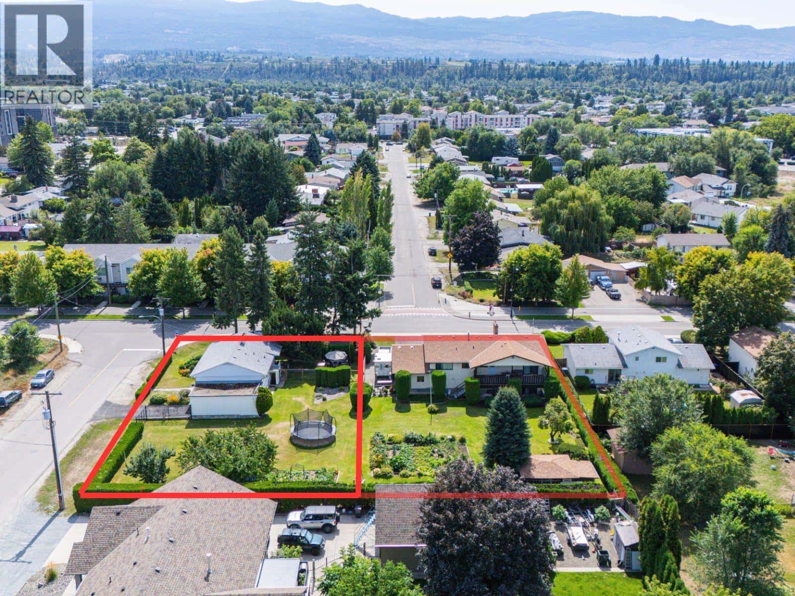350 Fleming Road — Kelowna - Photo 2 of 21