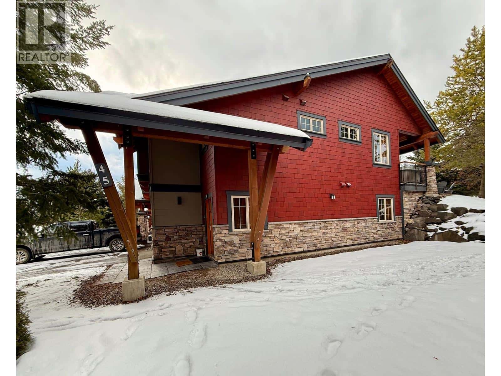 47 Rivermount Place Unit# 101B — Fernie, British Columbia - Photo 2 of 34