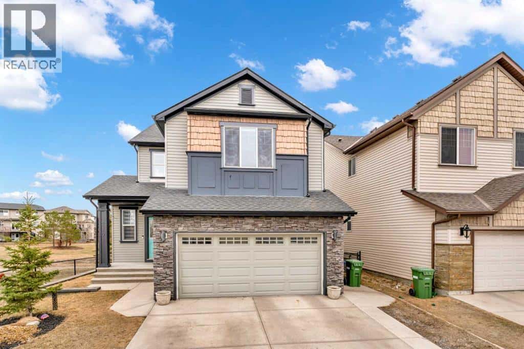 2101 Luxstone Boulevard SW — Airdrie, Alberta - Photo 3 of 41