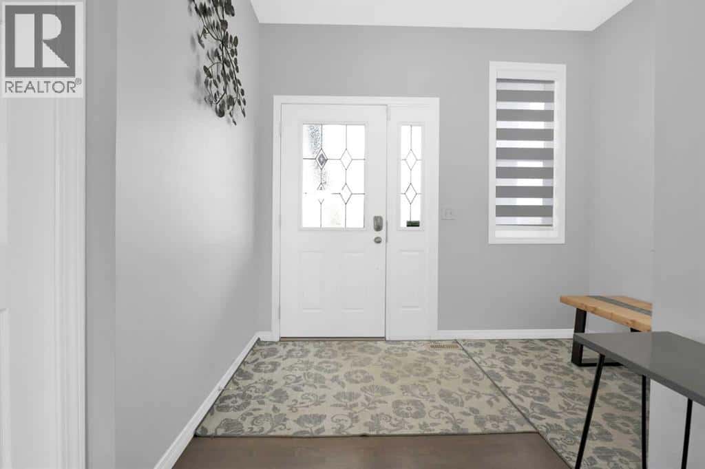 2101 Luxstone Boulevard SW — Airdrie, Alberta - Photo 5 of 41