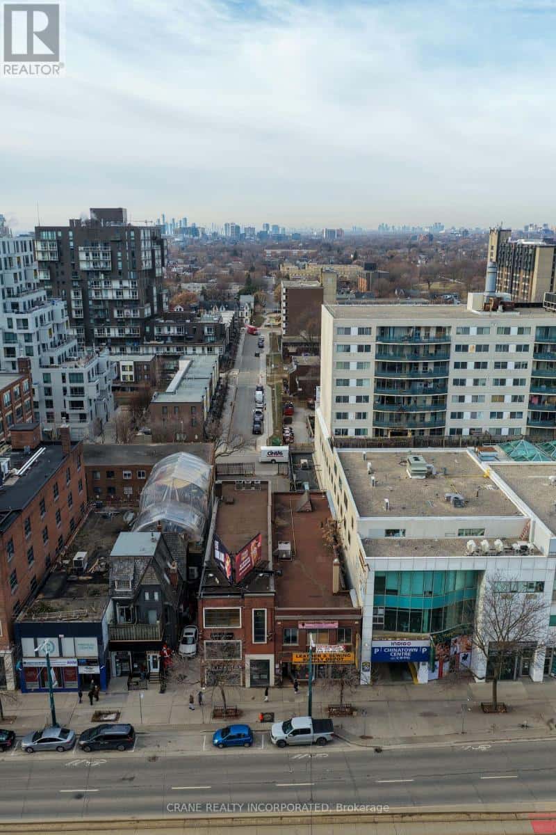 206 SPADINA AVENUE — Toronto (Kensington-Chinatown) - Photo 3 of 11