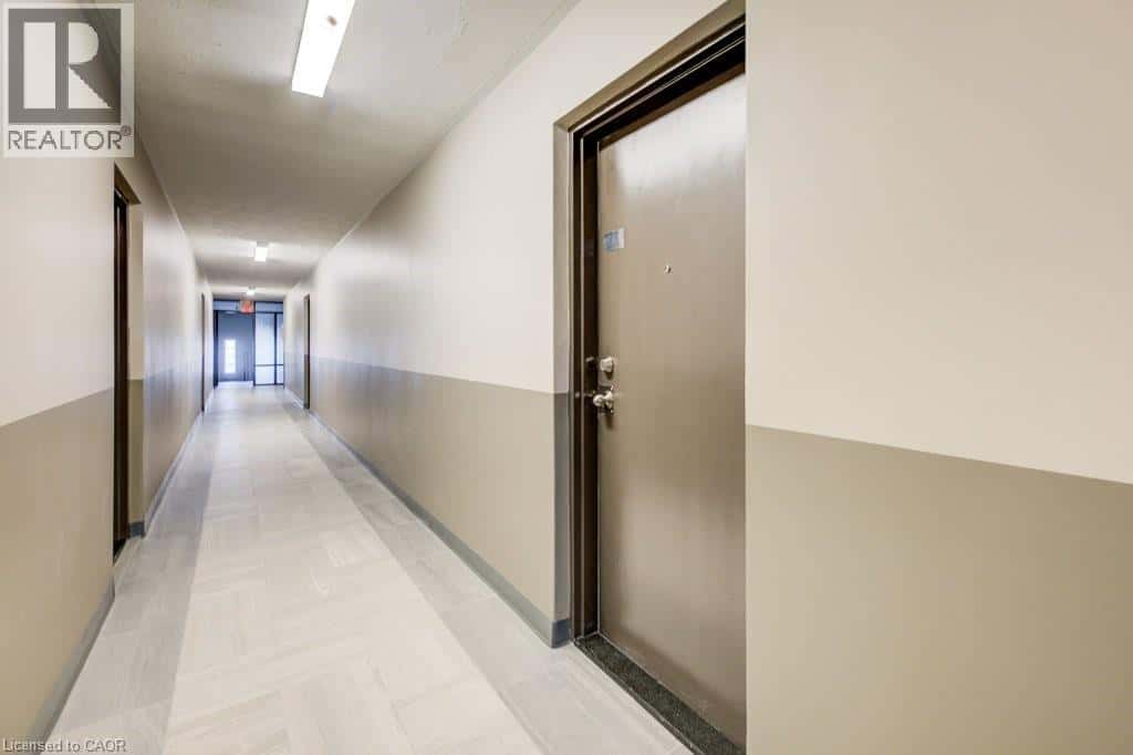 Cambridge — Cambridge - Photo 4 of 23