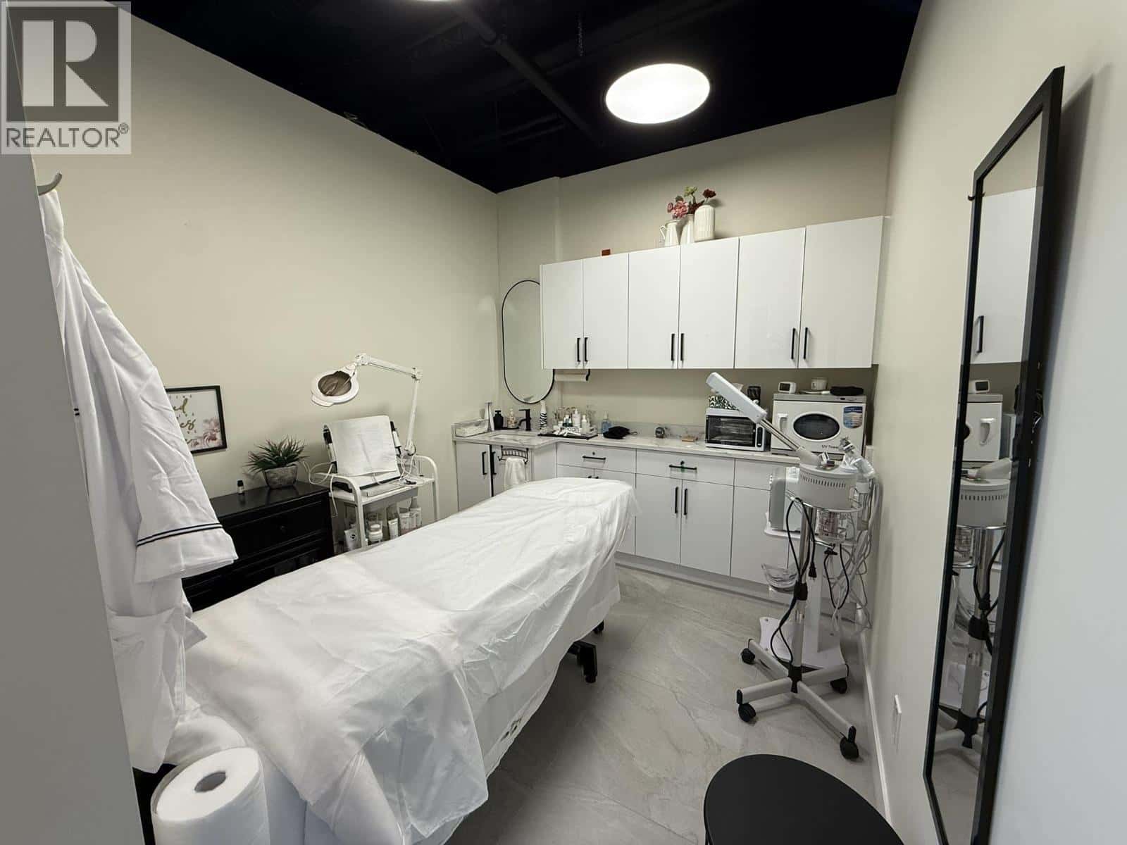 3558 FRASER STREET — Vancouver - Photo 2 of 7