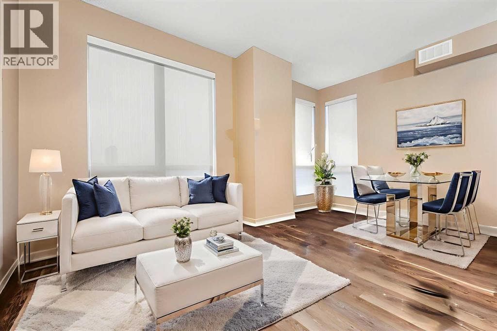 Calgary — Calgary - Main photo