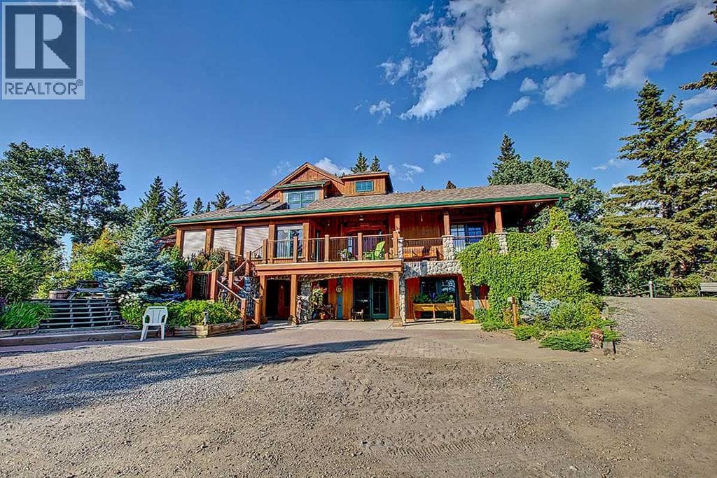 242075 1280 Drive W — Rural Foothills County, Alberta - Main photo