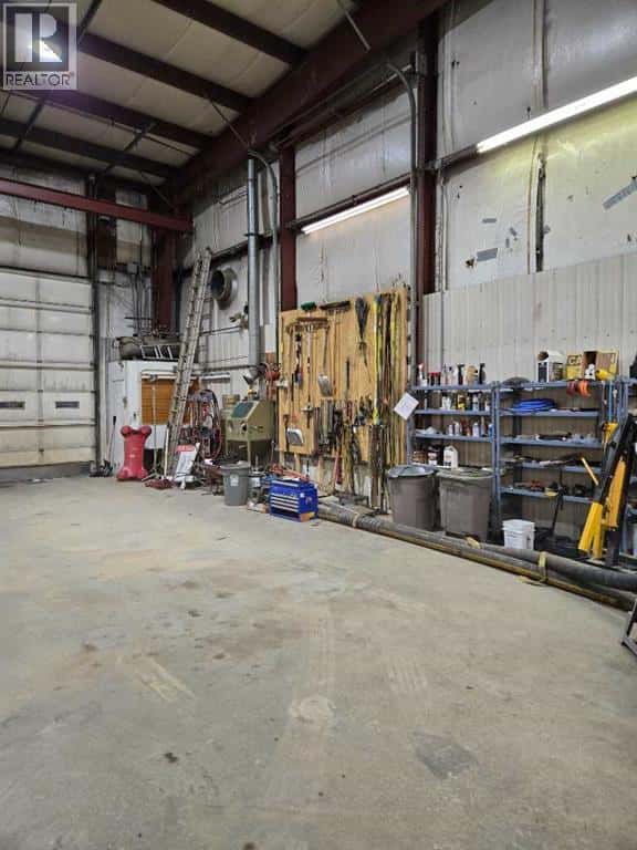 216 Birch Road NE — Slave Lake, Alberta - Photo 4 of 15