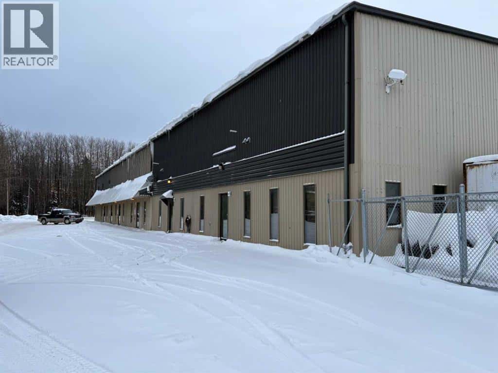 216 Birch Road NE — Slave Lake, Alberta - Photo 2 of 15