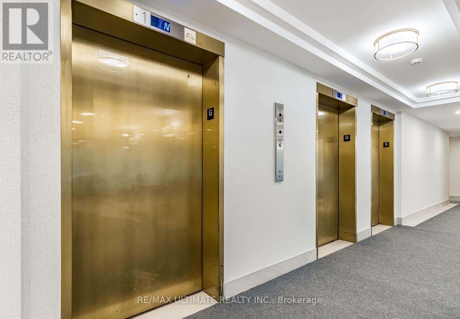 704 - 22 HANOVER ROAD — Brampton (Queen Street Corridor) - Photo 4 of 25