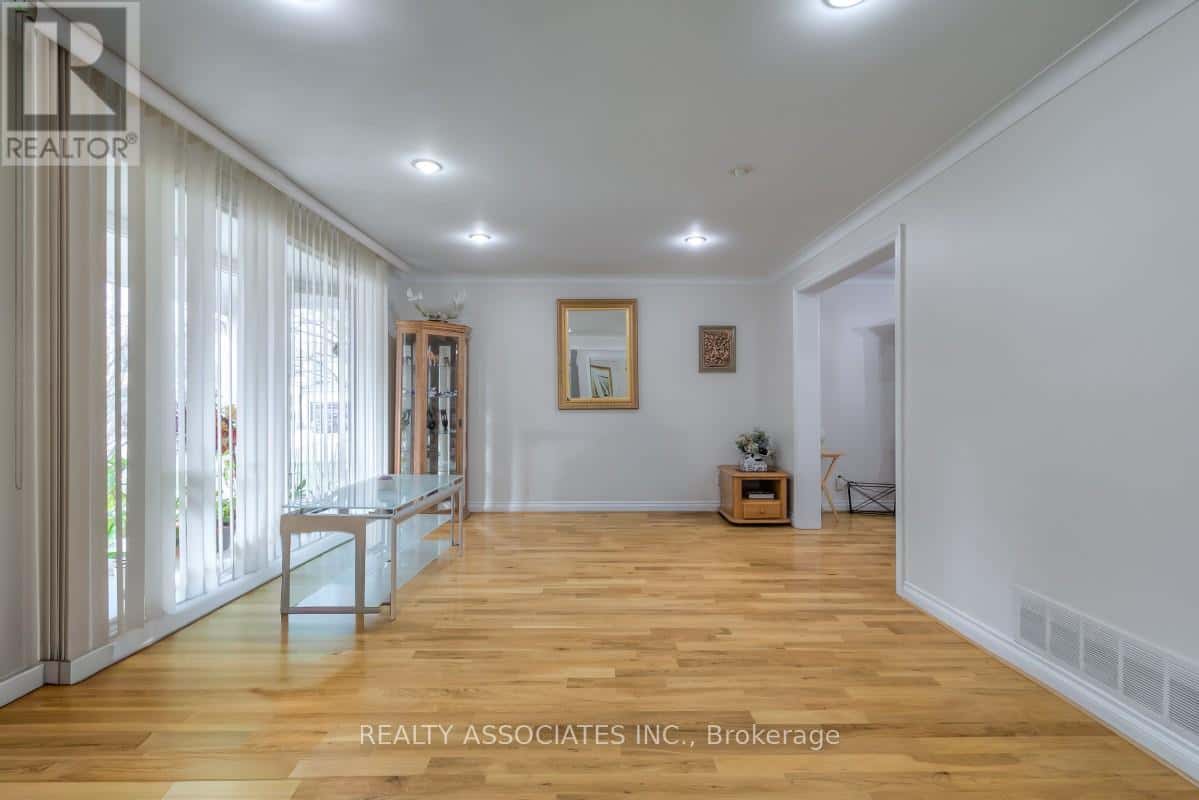 161 HIGHLAND PARK BOULEVARD — Markham (Grandview) - Photo 4 of 30