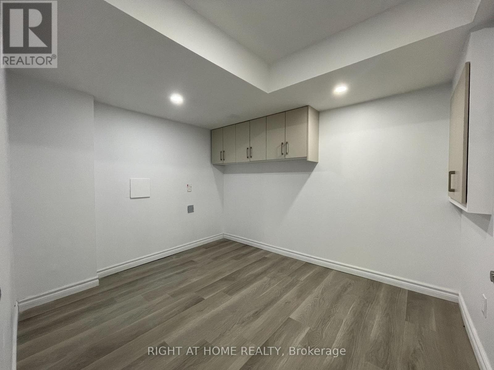 #LOWER - 58 MEADOWCREST LANE — Brampton (Northwest Brampton) - Main photo