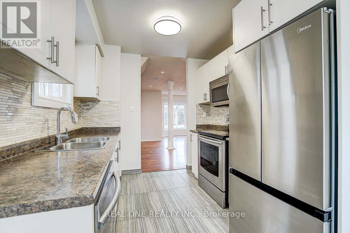 21 - 1485 TORRINGTON DRIVE — Mississauga (East Credit), Ontario - Photo 5 of 45