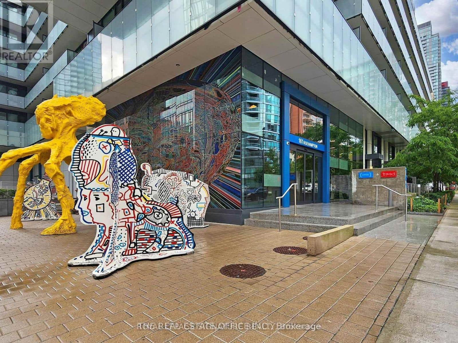 2113 - 161 ROEHAMPTON AVENUE W - Photo 2 of 14, Toronto (Mount Pleasant West), Ontario