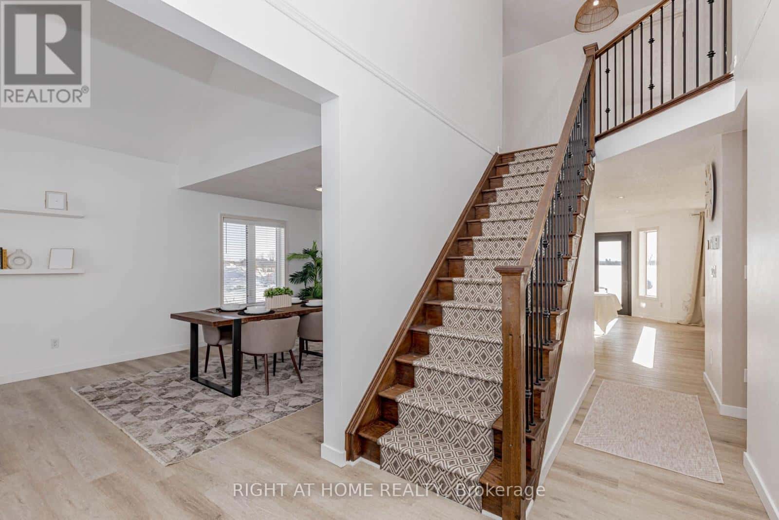 52 SCHMIDT DRIVE — Wellington North (Arthur), Ontario - Photo 5 of 50