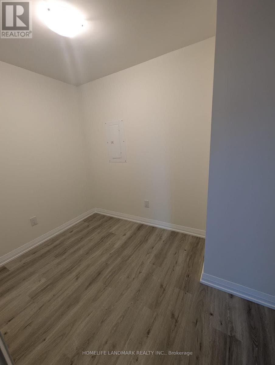 725 - 3270 SHEPPARD AVENUE — Toronto (Tam O'Shanter-Sullivan) - Main photo