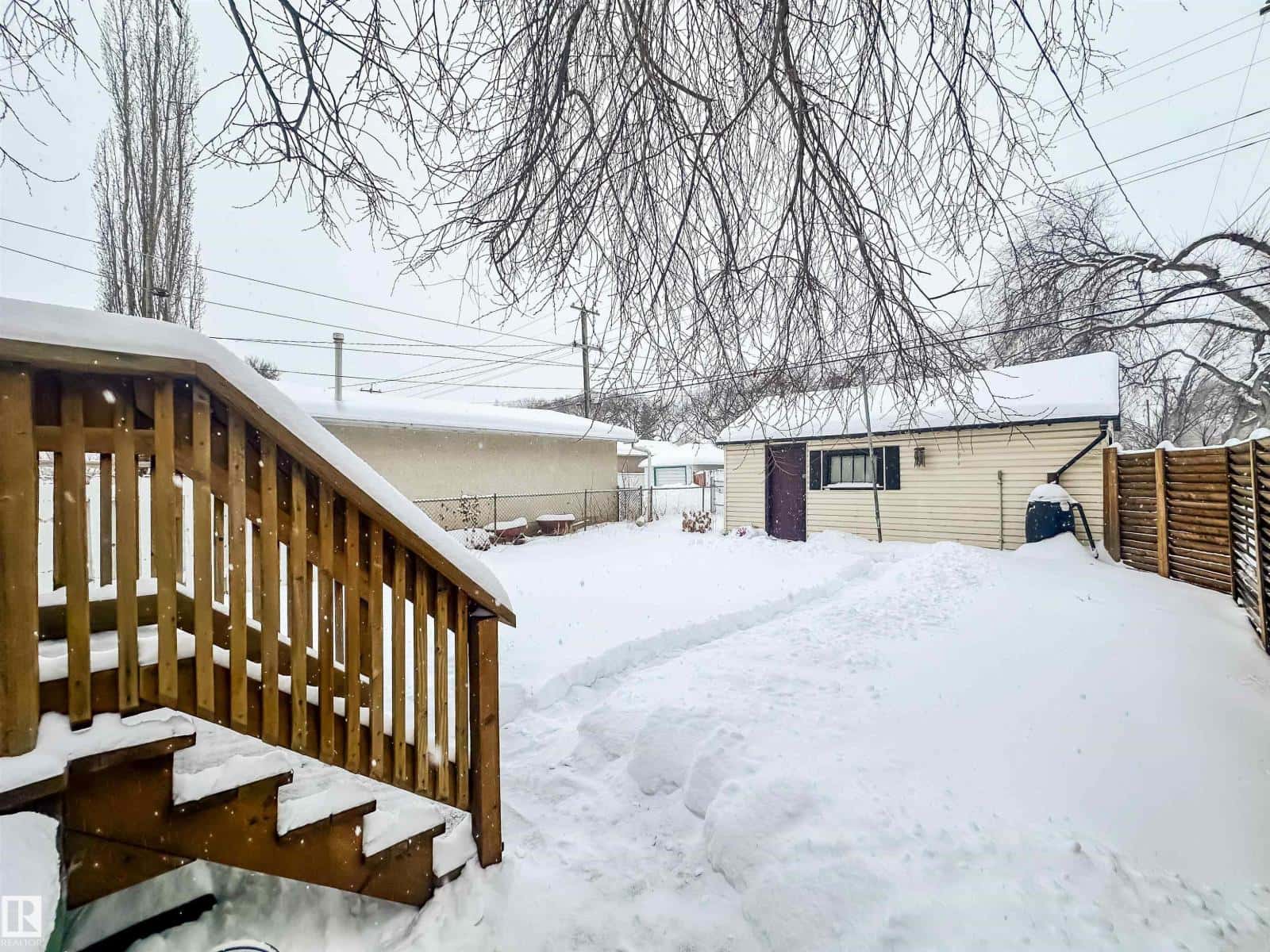 11548 89 ST NW — Edmonton, Alberta - Photo 5 of 15