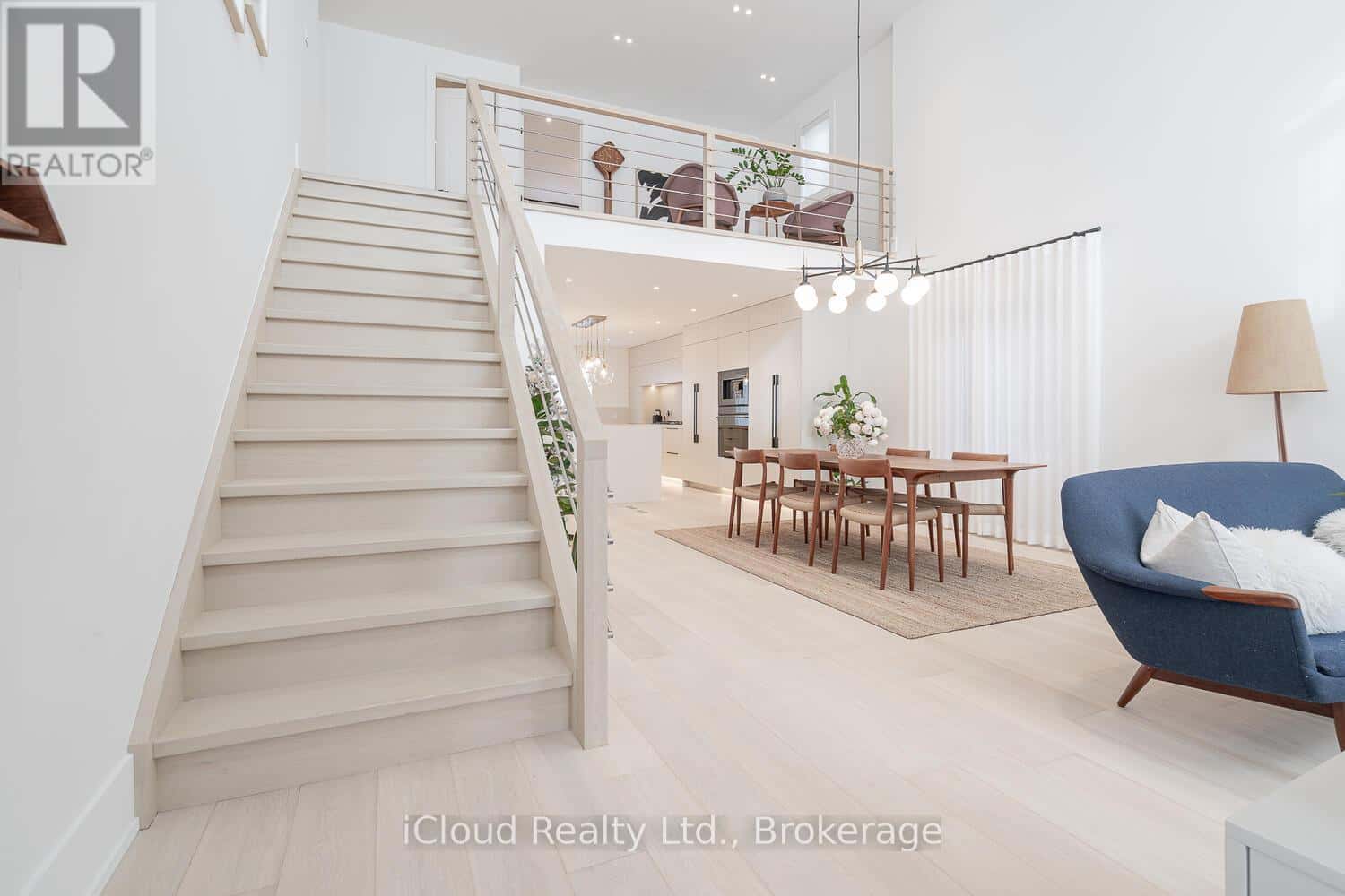 5389 KINDOS STREET — Burlington (Orchard), Ontario - Photo 4 of 50