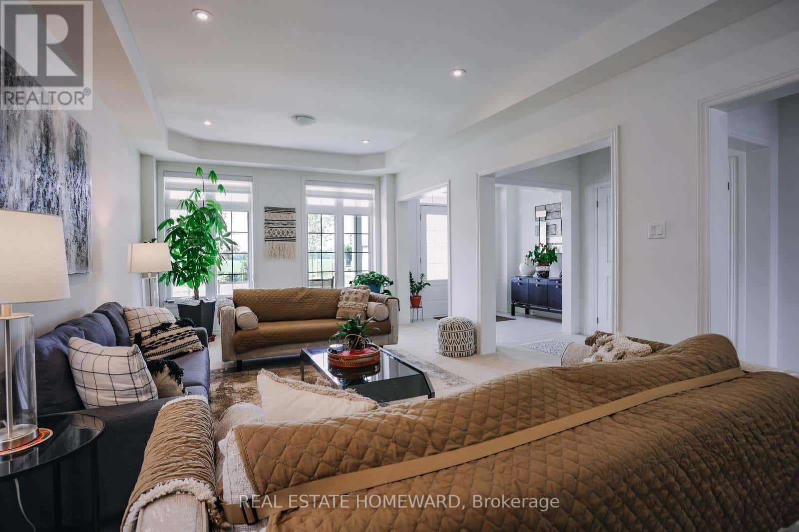 111 REA DRIVE — Centre Wellington (Fergus), Ontario - Photo 4 of 45