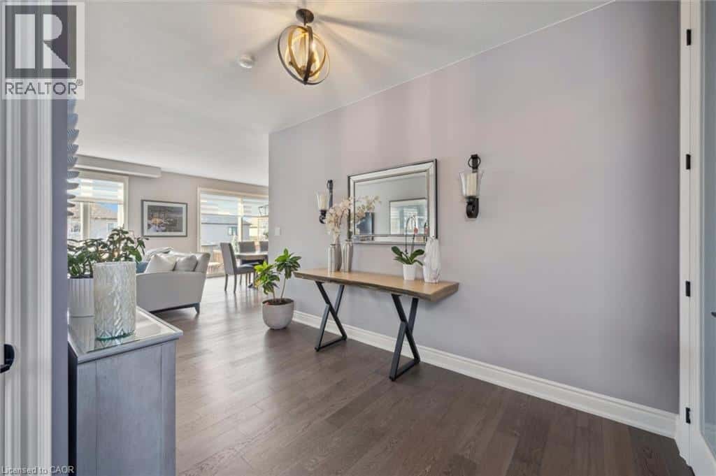 22 MARTY Lane — New Hamburg, Ontario - Photo 4 of 34