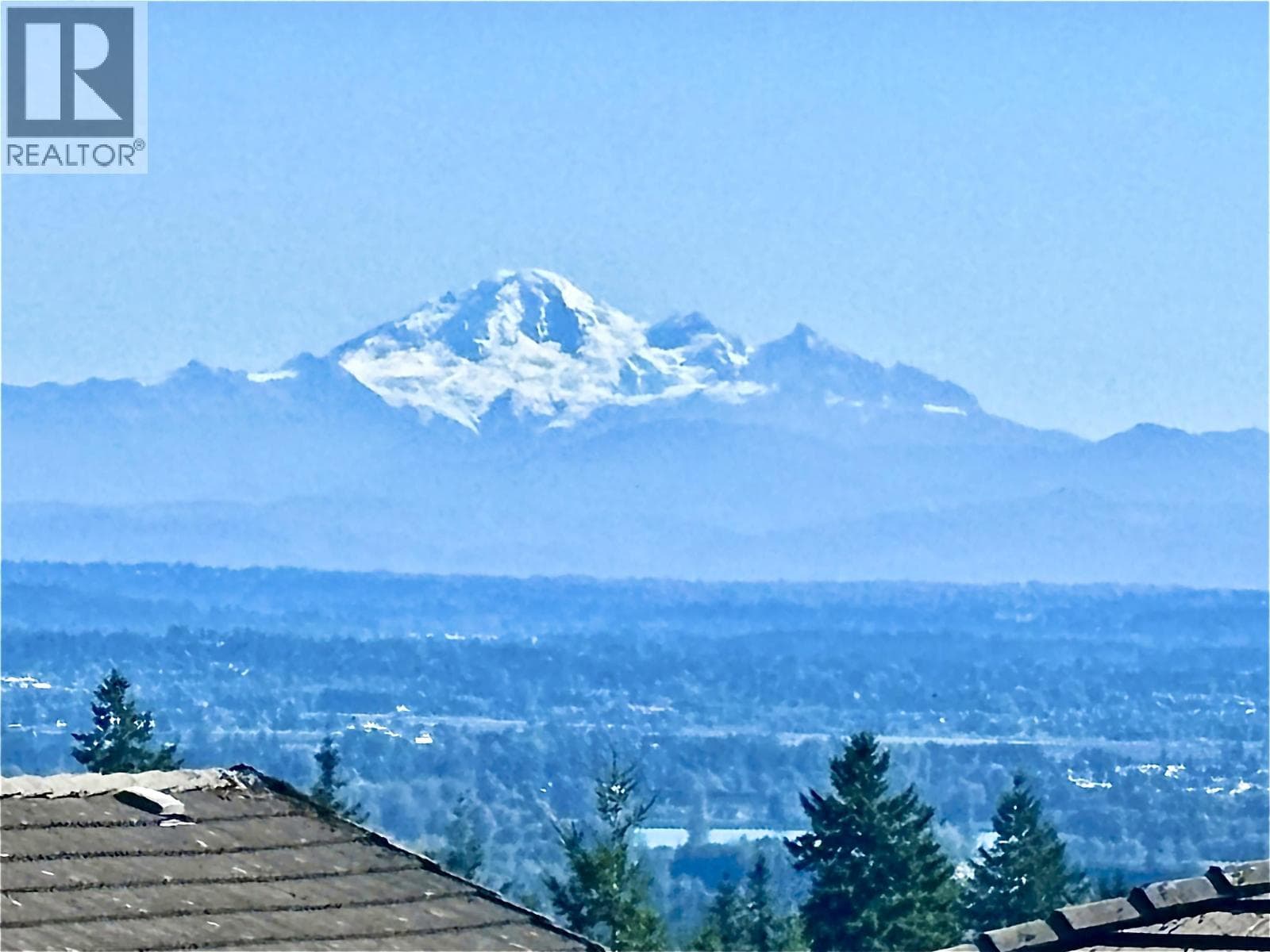 3035 MAPLEWOOD COURT — Coquitlam, British Columbia - Main photo