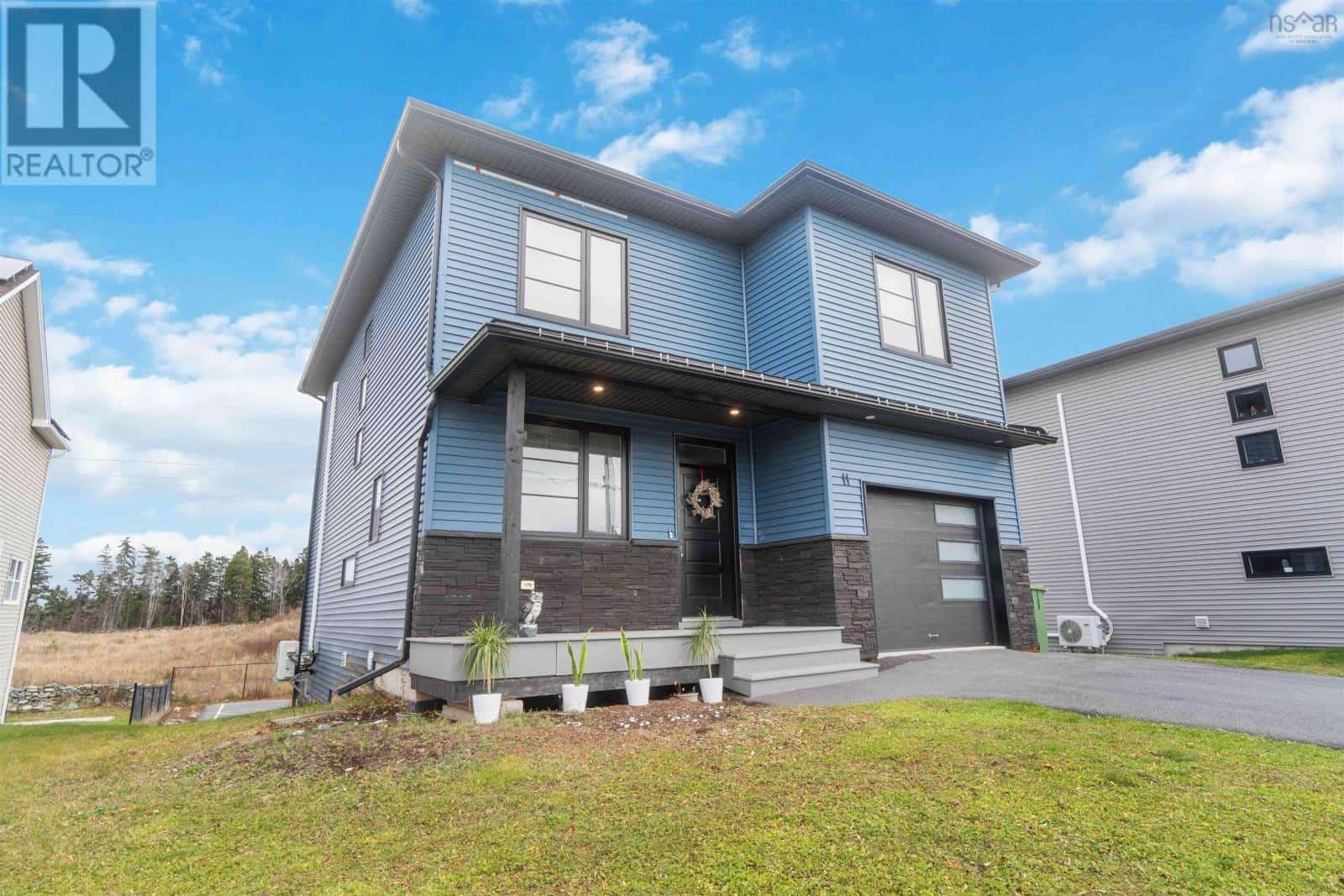 11 Poonam Court — Dartmouth, Nova Scotia - Photo 3 of 46