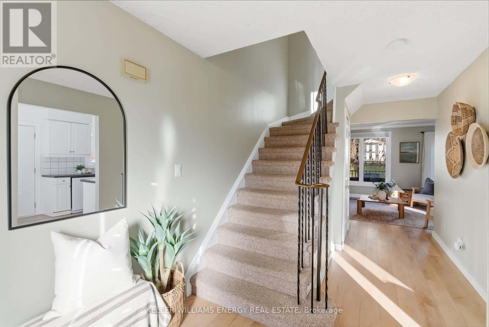 35 OVERBANK DRIVE — Oshawa (McLaughlin), Ontario - Photo 3 of 88