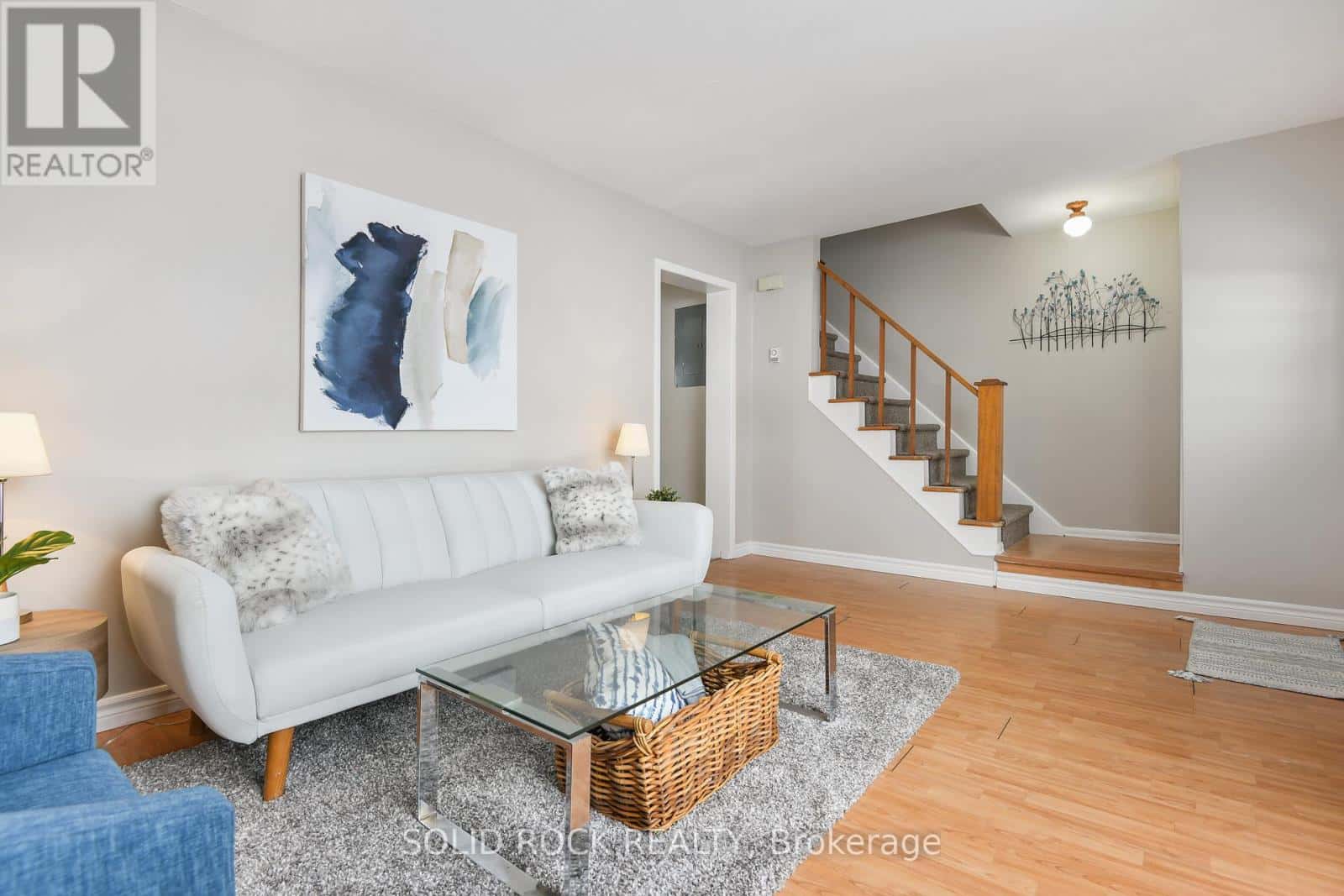 54 WILLIAM STREET W — Arnprior, Ontario - Photo 4 of 36