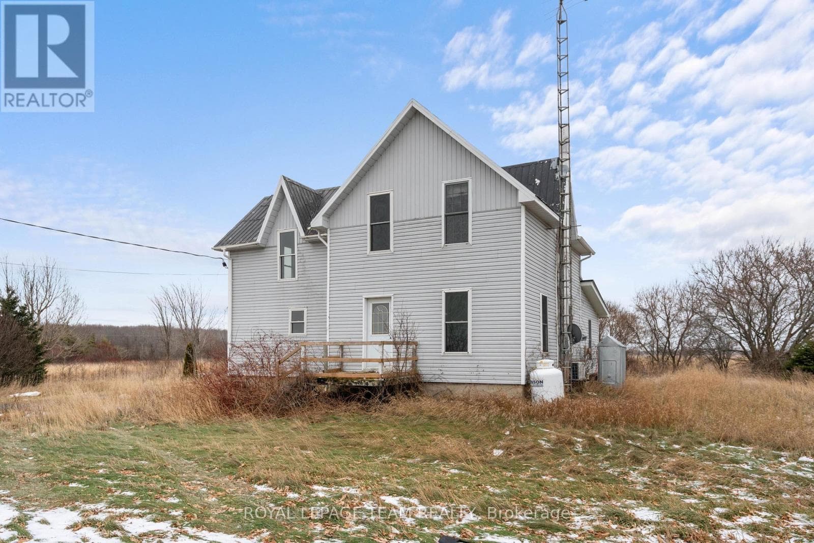 11802 COUNTY ROAD 18 ROAD — South Dundas, Ontario - Main photo