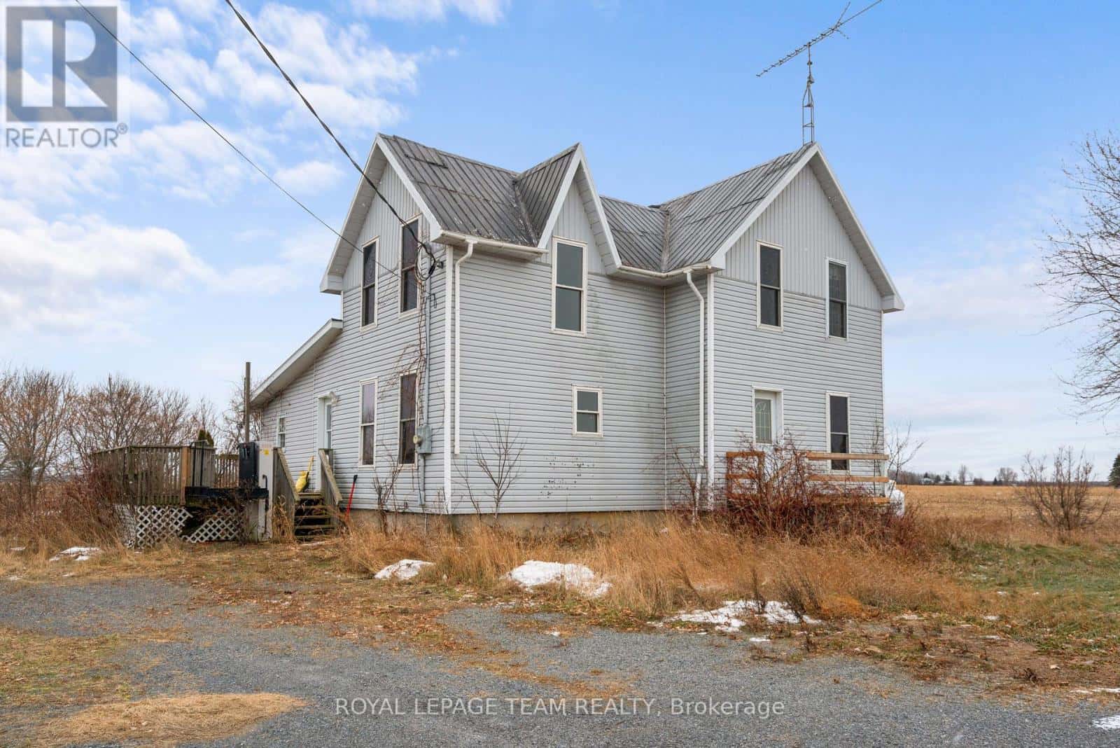 11802 COUNTY ROAD 18 ROAD — South Dundas, Ontario - Photo 4 of 64