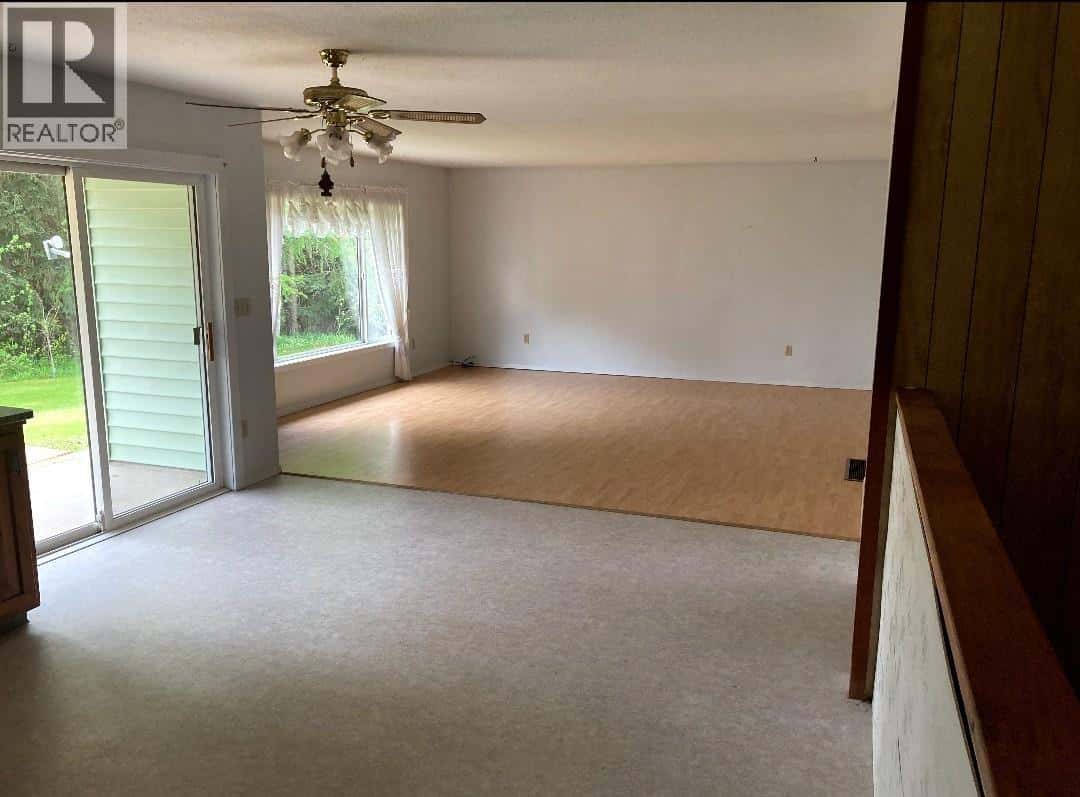 Endako — Endako - Photo 4 of 40