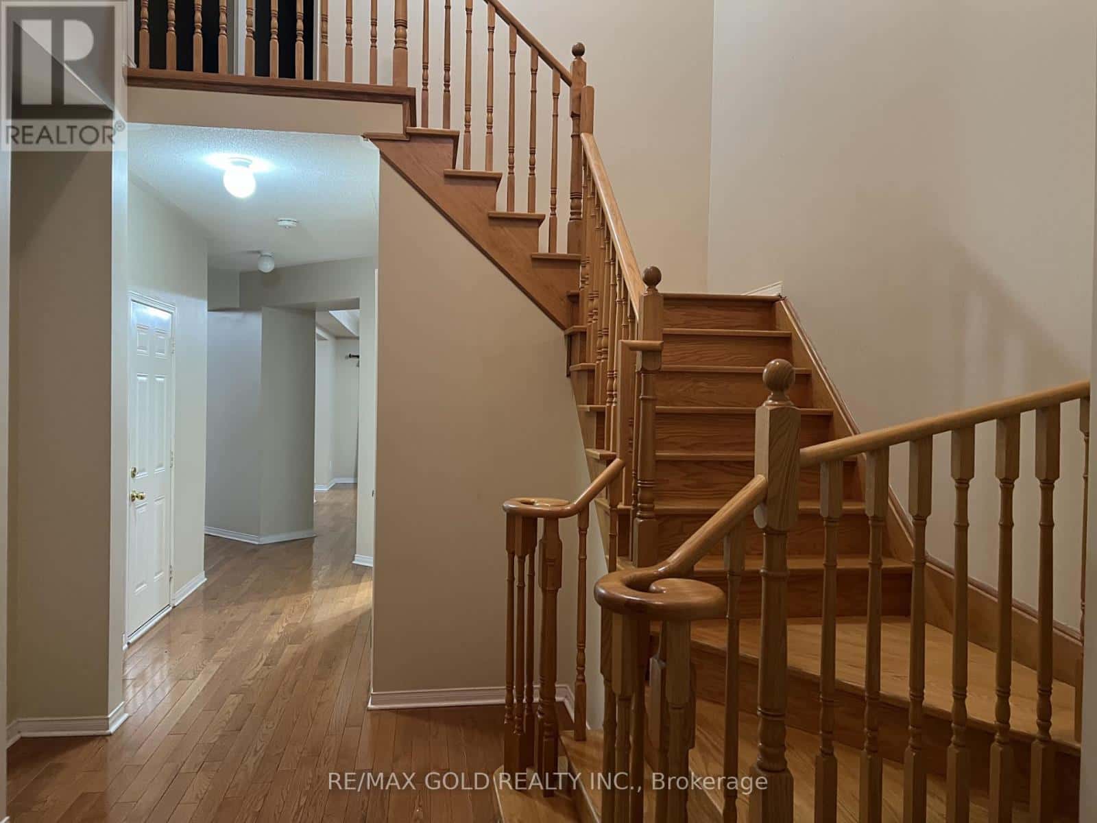 UPPER - 138 DEGRASSI COVE CIRCLE — Brampton (Credit Valley) - Photo 5 of 26