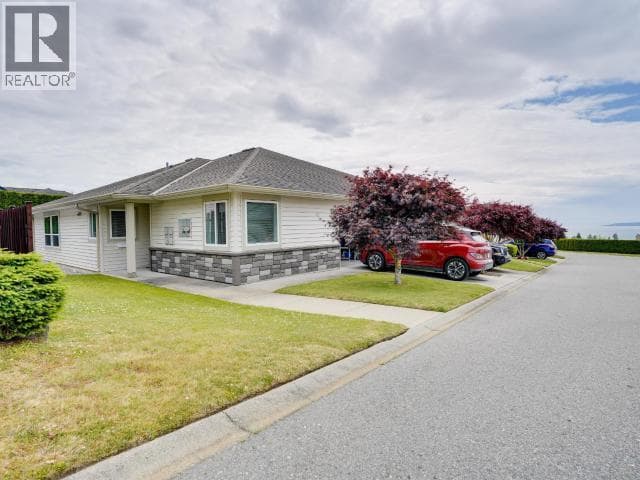 24-4415 MANSON AVE — Powell River, British Columbia - Main photo