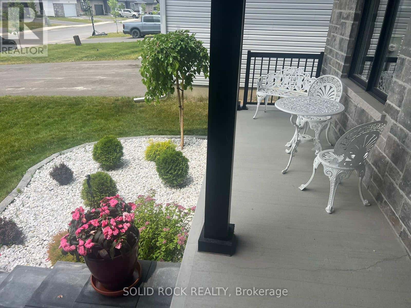 Smiths Falls — Smiths Falls - Photo 5 of 37