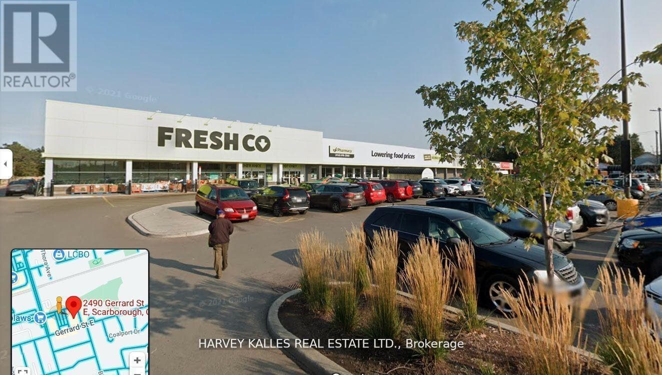 ROOM - 26 LEYTON AVENUE — Toronto (Oakridge) - Main photo