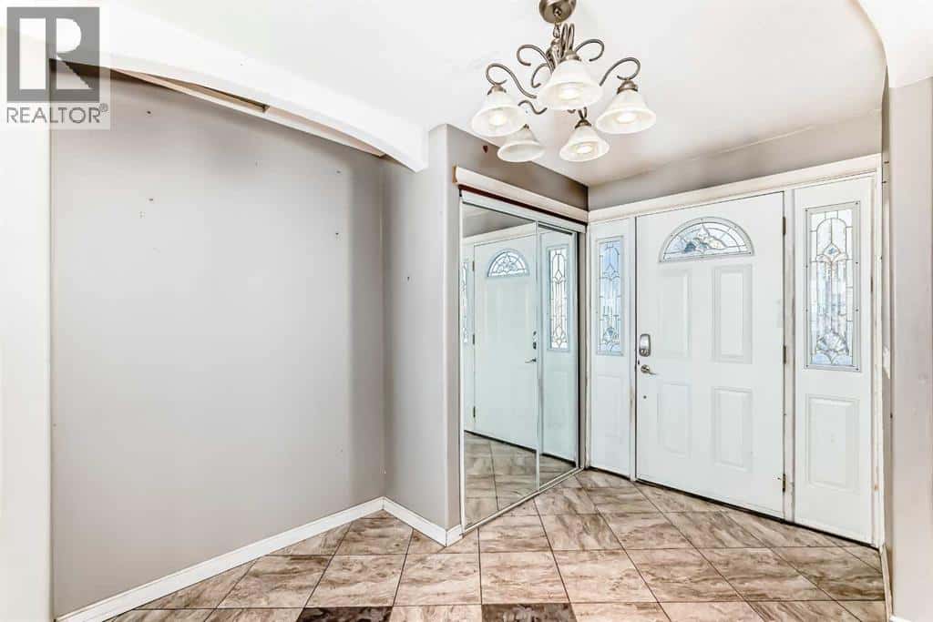 Rural Rocky View County — Rural Rocky View County - Photo 4 of 36