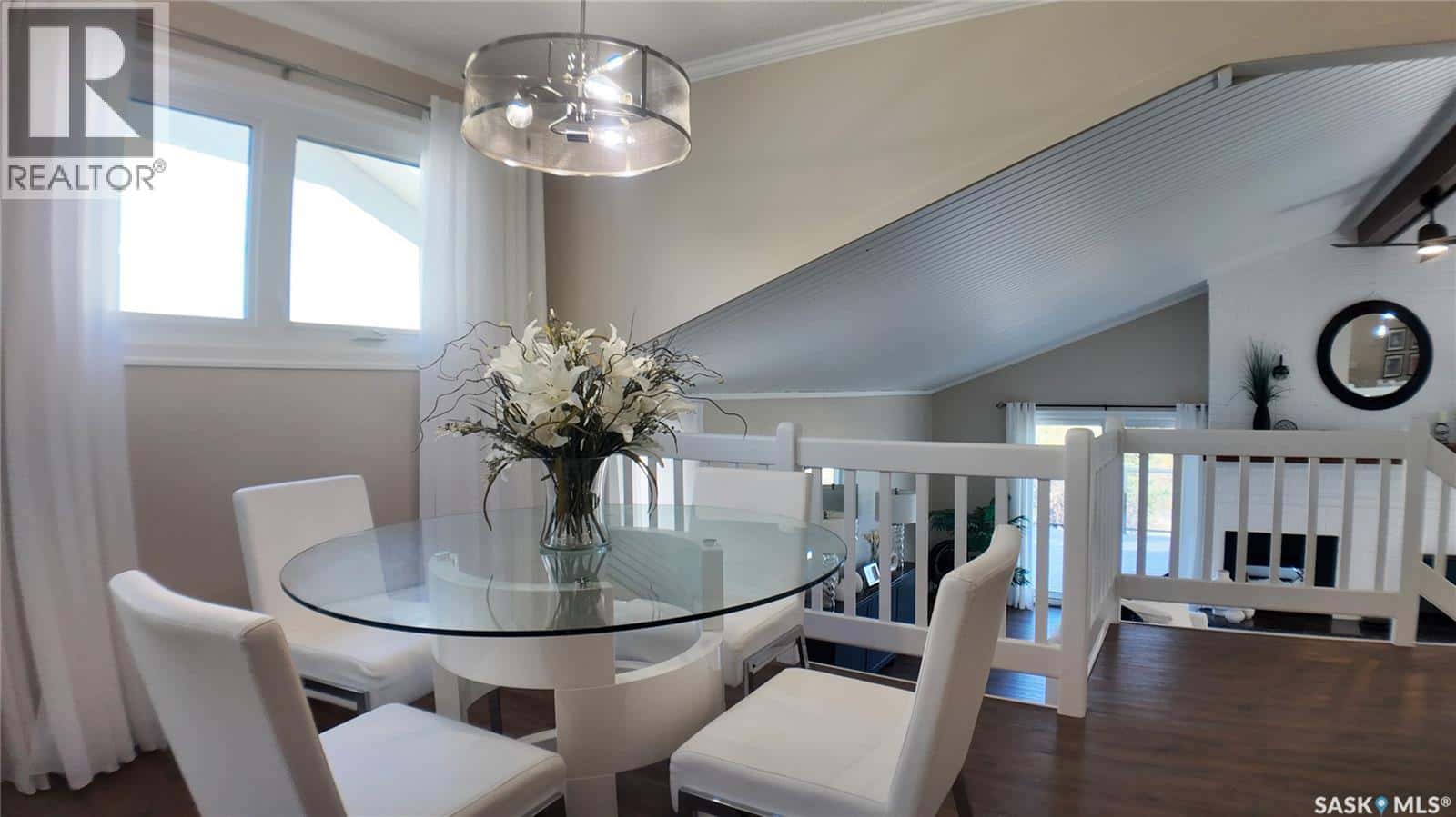 6 1st AVENUE E — Battleford, Saskatchewan - Photo 4 of 50