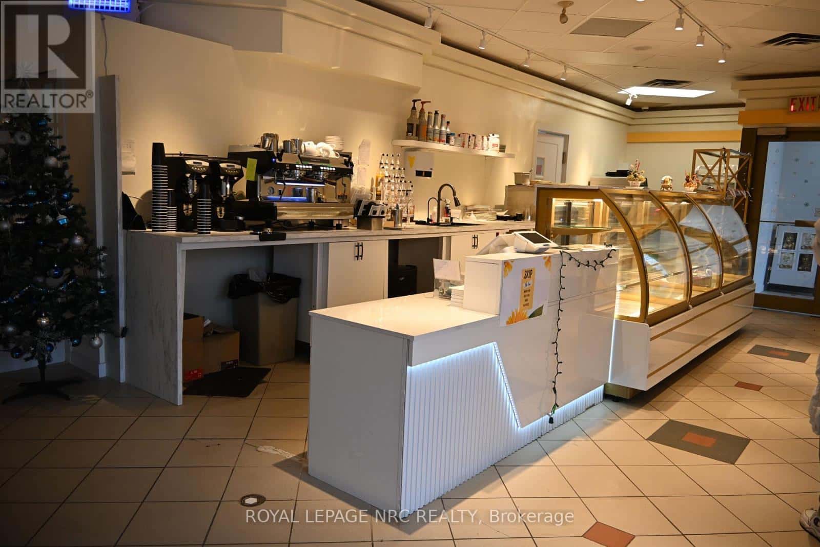 101 - 50 LAKEPORT ROAD — St. Catharines (Port Dalhousie) - Photo 2 of 15