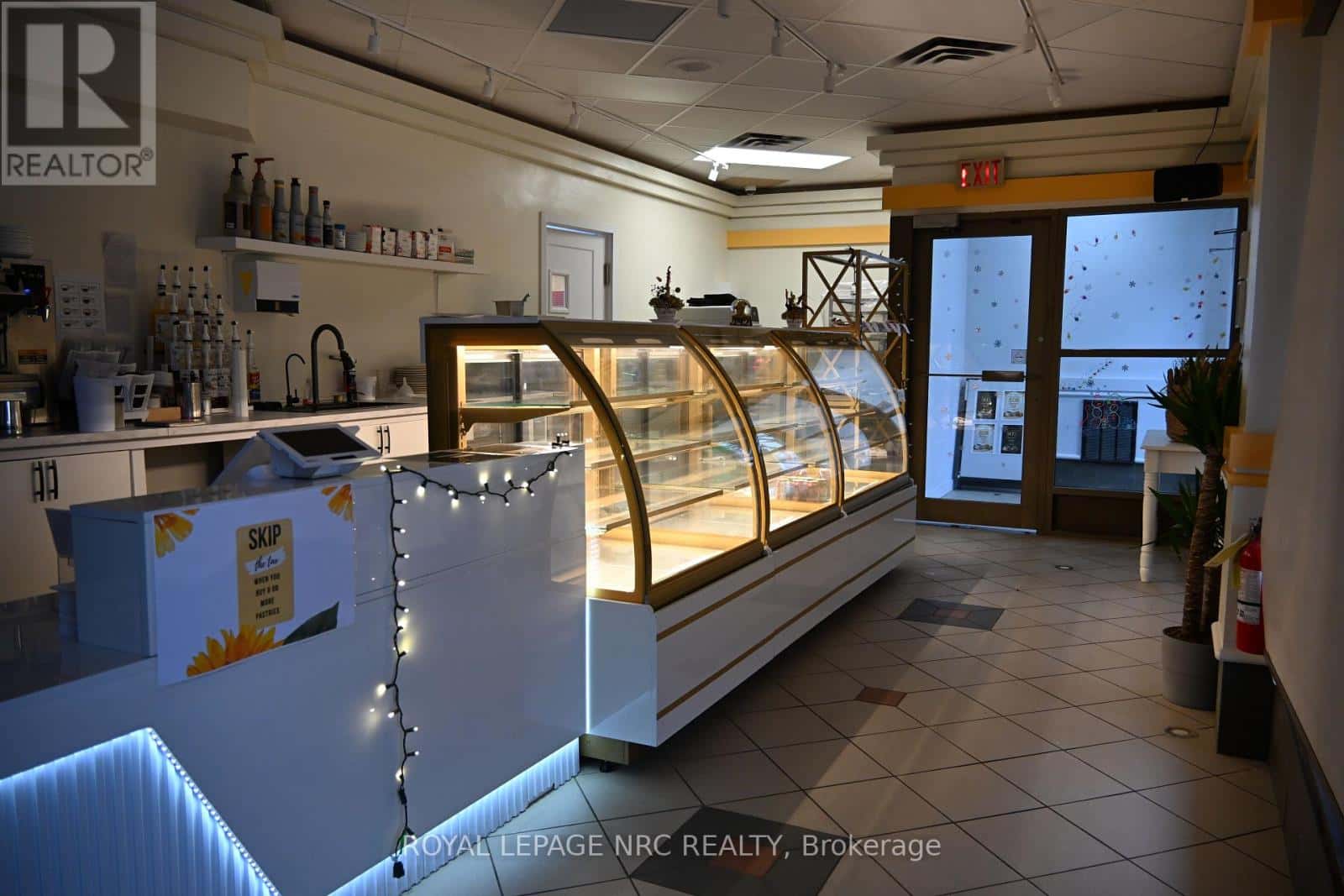 101 - 50 LAKEPORT ROAD — St. Catharines (Port Dalhousie) - Photo 3 of 15