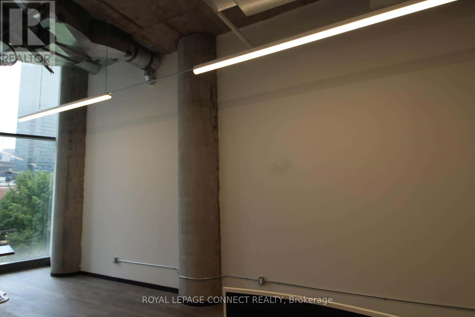 324 - 15 WELLESLEY STREET W — Toronto (Bay Street Corridor) - Photo 5 of 8