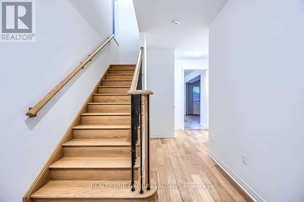 126 PORT CRESCENT — Welland (Dain City) - Photo 5 of 33