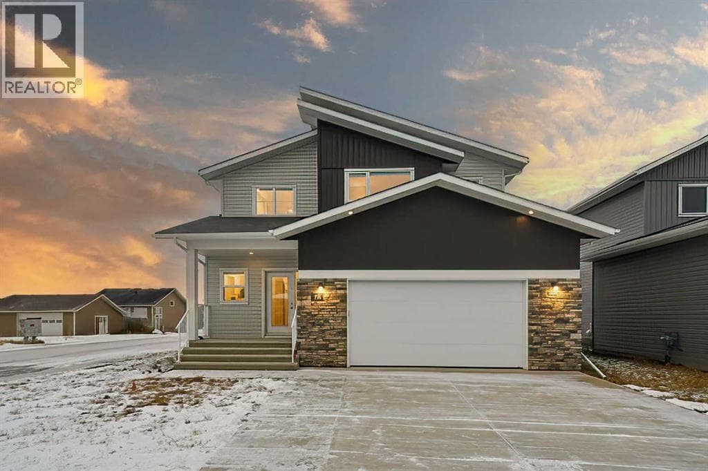 70 Palmer Circle — Blackfalds, Alberta - Main photo